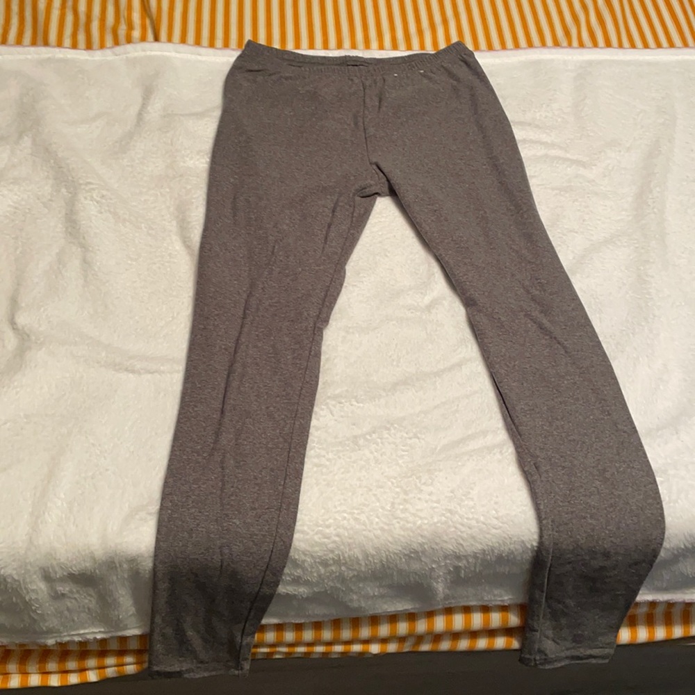 Grey leggings